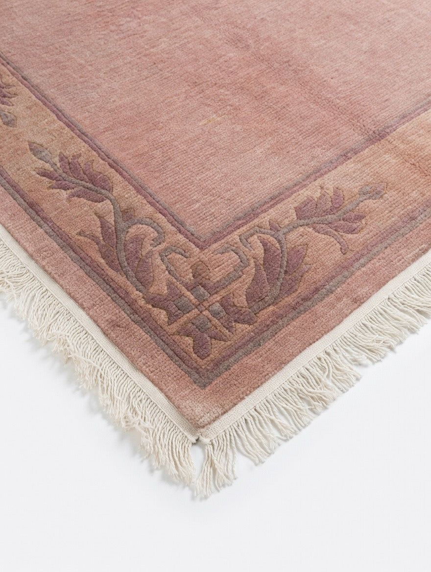 Nepalese rug — 240 × 150 cm
